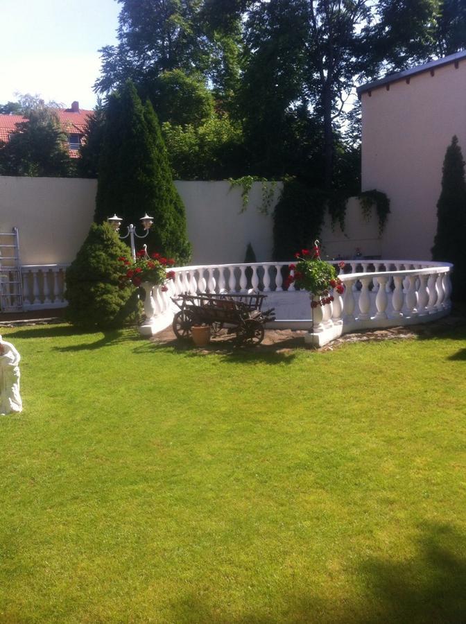 Adam Apartmanhaz Lägenhet Szeged Exteriör bild