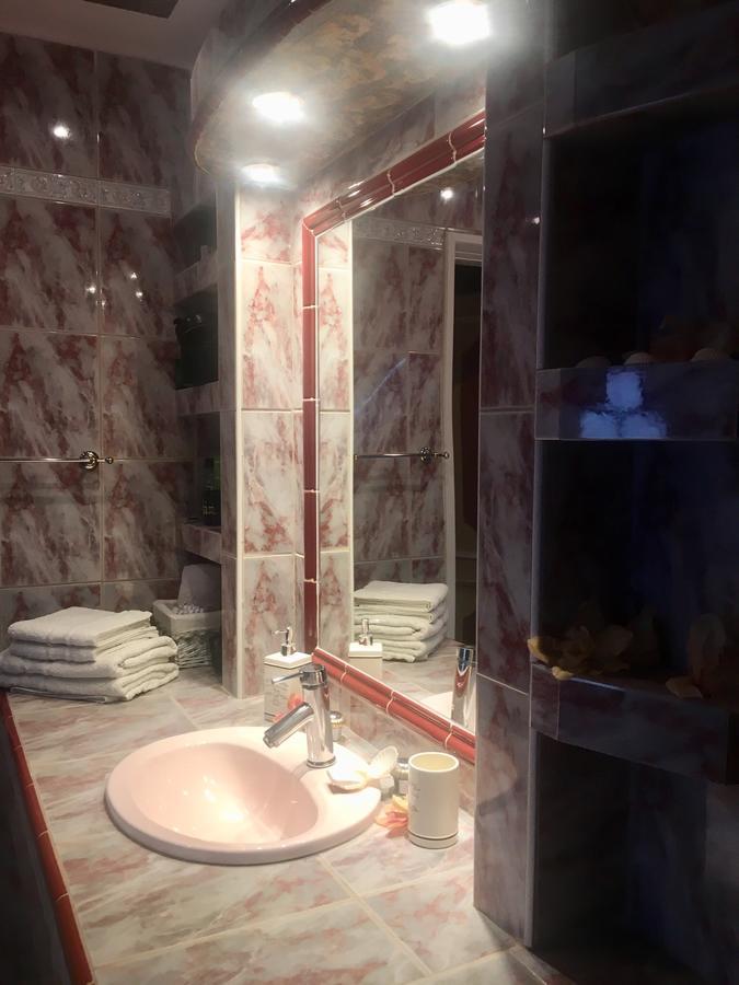 Adam Apartmanhaz Lägenhet Szeged Exteriör bild